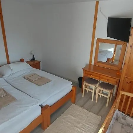 Gyarmati Vendeghaz Privat bolig *